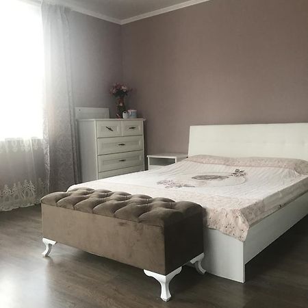 Guest House Guma Сухумі Екстер'єр фото